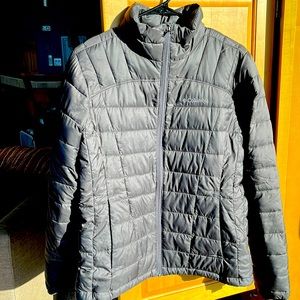 Gray Columbia brand light puffer.  Size M.  Very good condition.